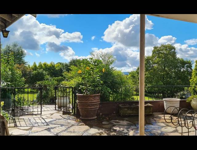 5 BEDROOM HOUSE SOLD IN GREENDALE